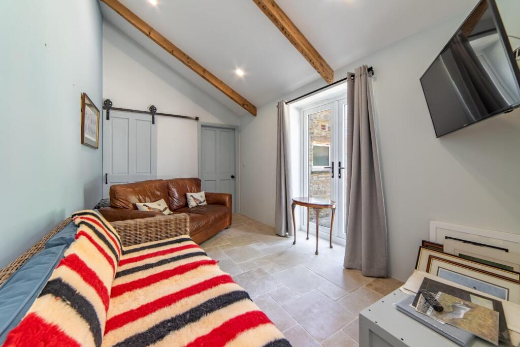 House in Darlington - More