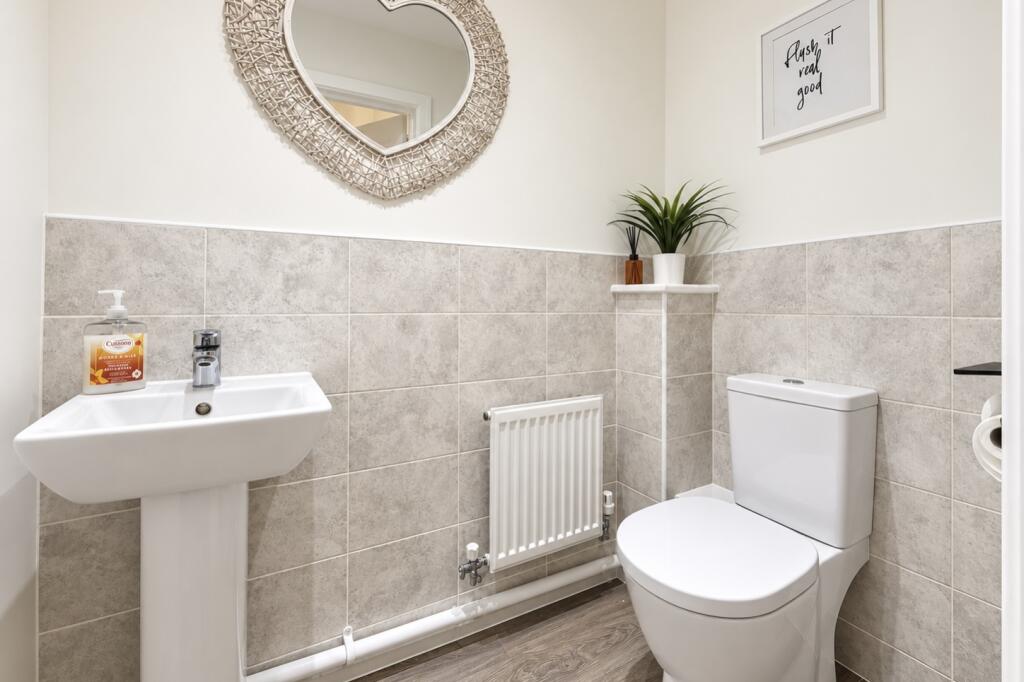 House in Wantage, Wellington Gate, Grove - View 4