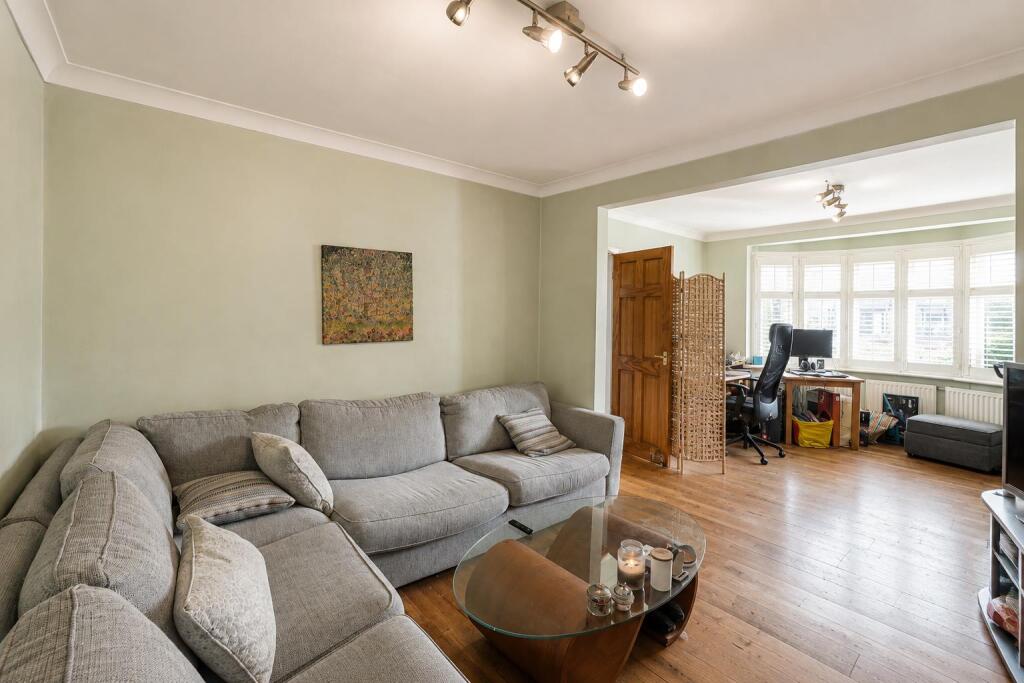 House in Twickenham, Whitton - View 2