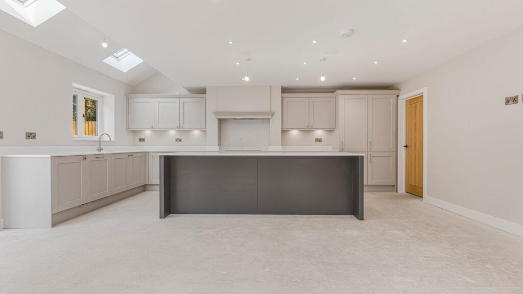 Additional image 6 of Wharf Farm, Dickens Heath Road