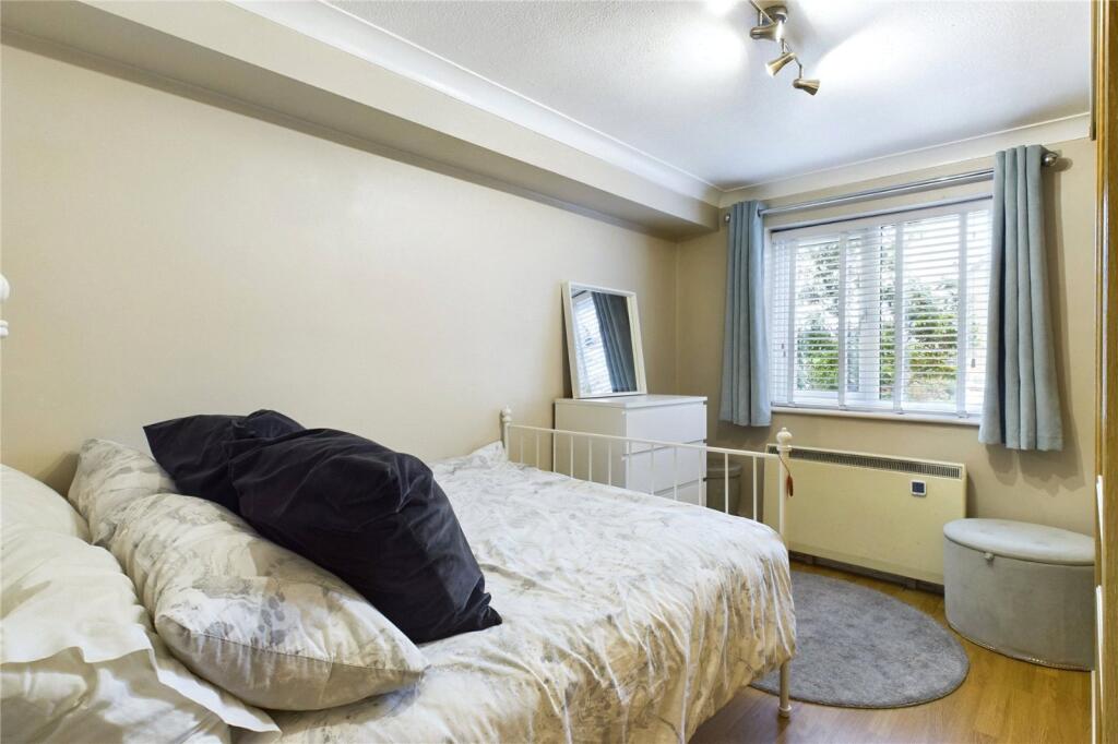Apartment in Rushmoor, Hampshire - More