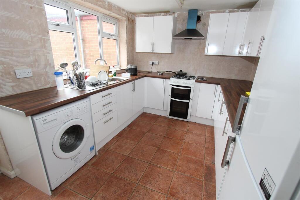 30 Sherburn Road, Gilesgate - View 3