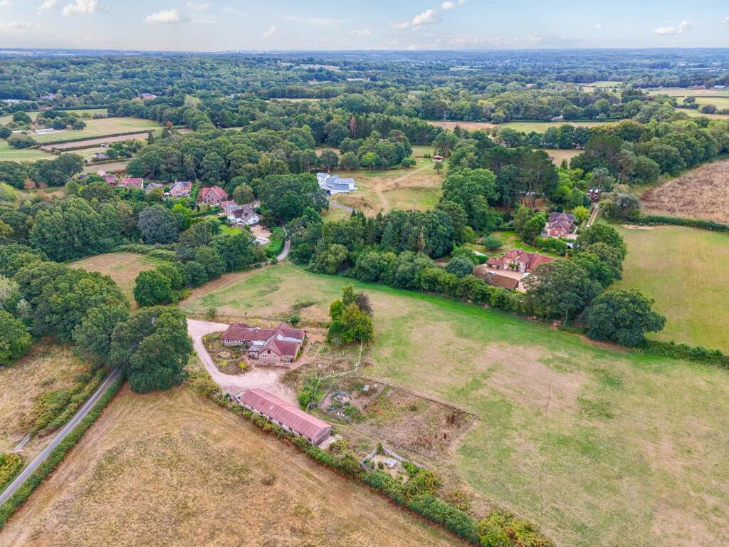 4-bed house on Tote Hill, Lockerley, £1,000,000