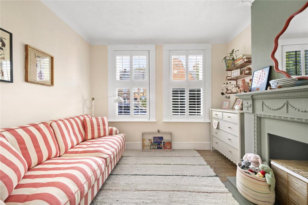 Apartment in London - View 6