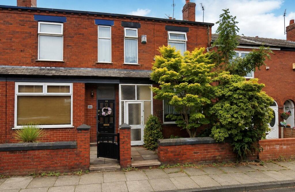 Cemetery Road South, Swinton, Manchester, Greater Manchester, M27