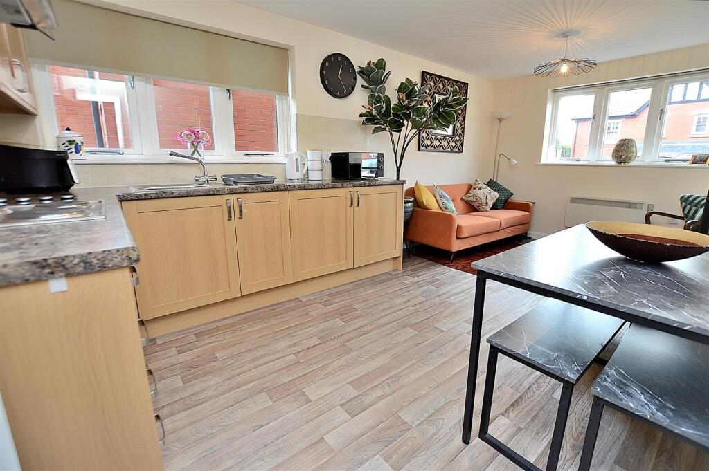 17 Bennetts Mill Close, Woodhall Spa photo 2