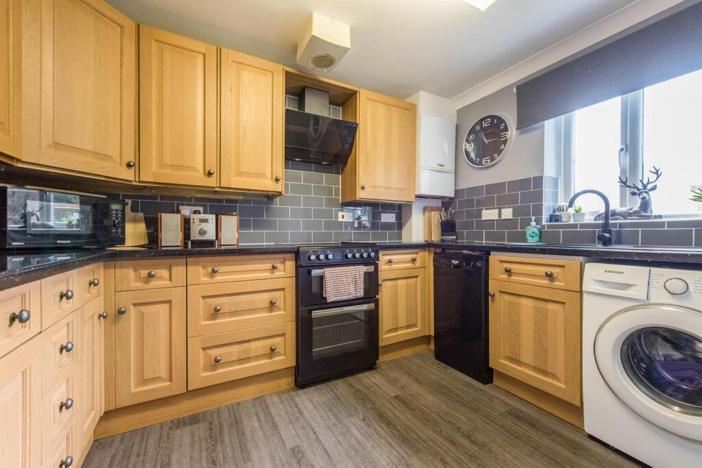 House in Ipswich - View 2