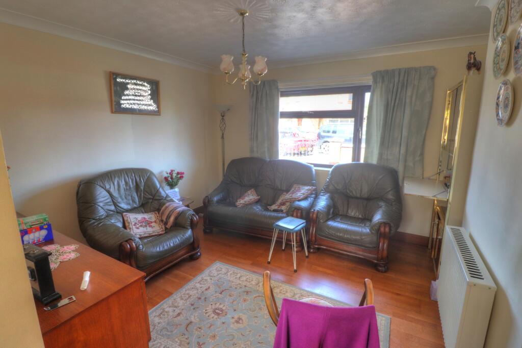 Sculthorpe Avenue, West Lynn, PE34 photo 3