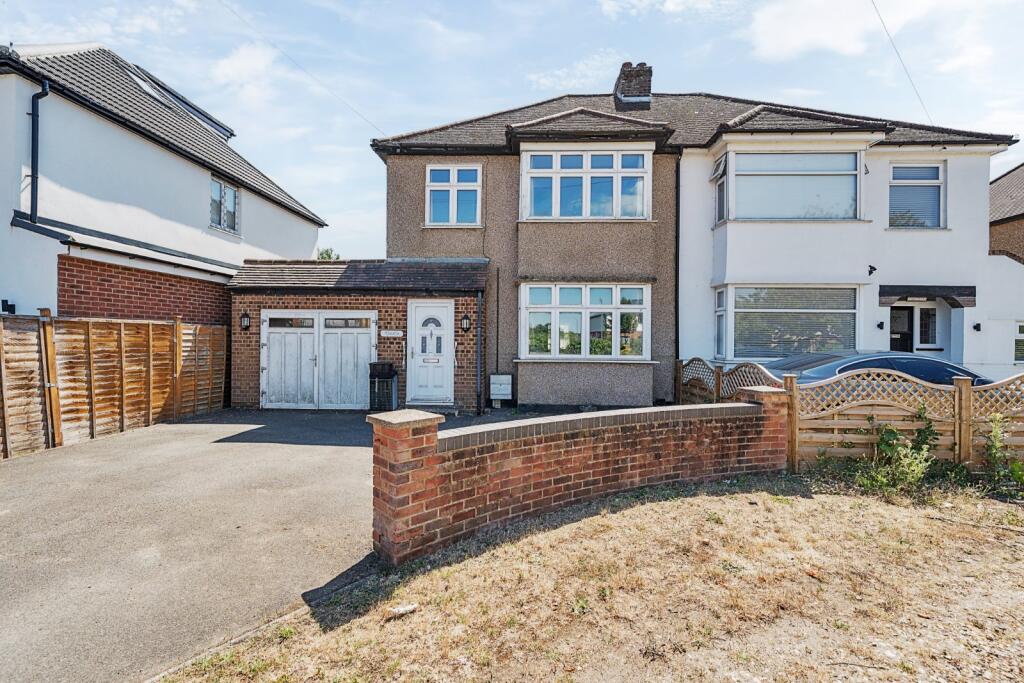 Main image of property: Oxford Road, Gerrards Cross, Buckinghamshire, SL9