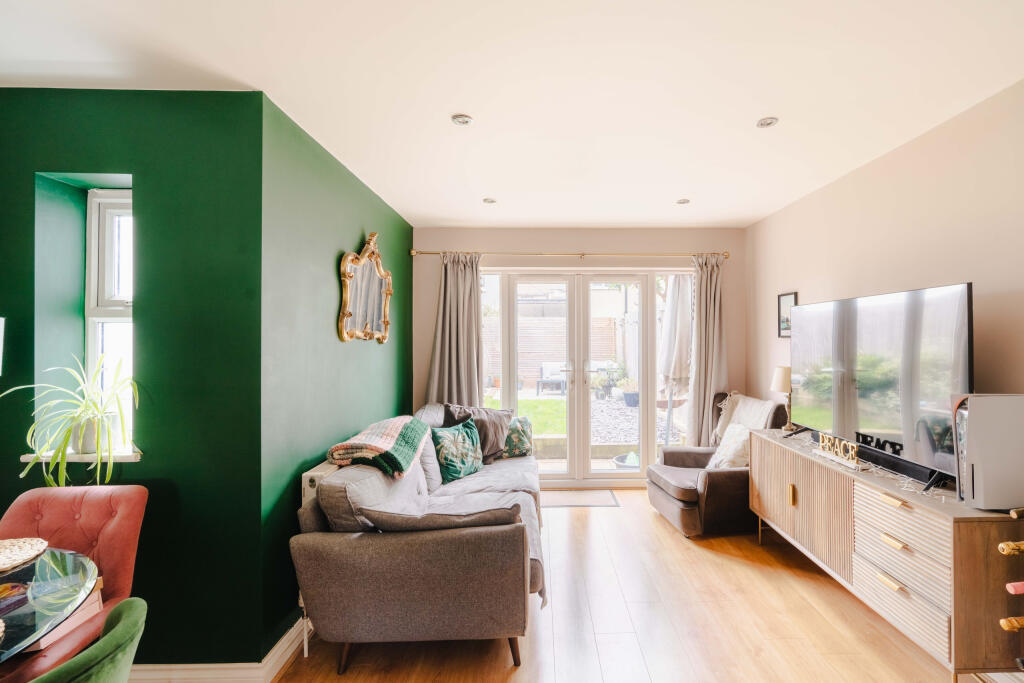 2-bed semi-detached on Mansfield Street, Bedminster, BS3, £335,000