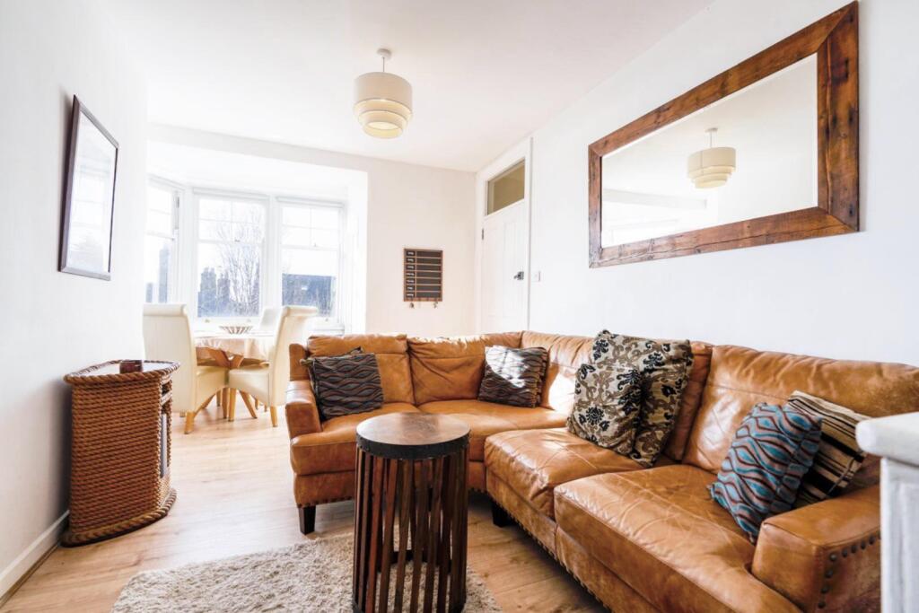Apartment in North Tyneside, Cullercoats - View 3