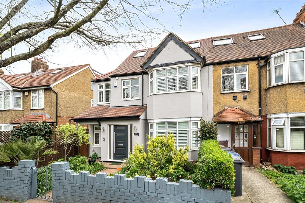 4-bed terraced on Horsenden Lane South, Perivale, Greenford, £895,000