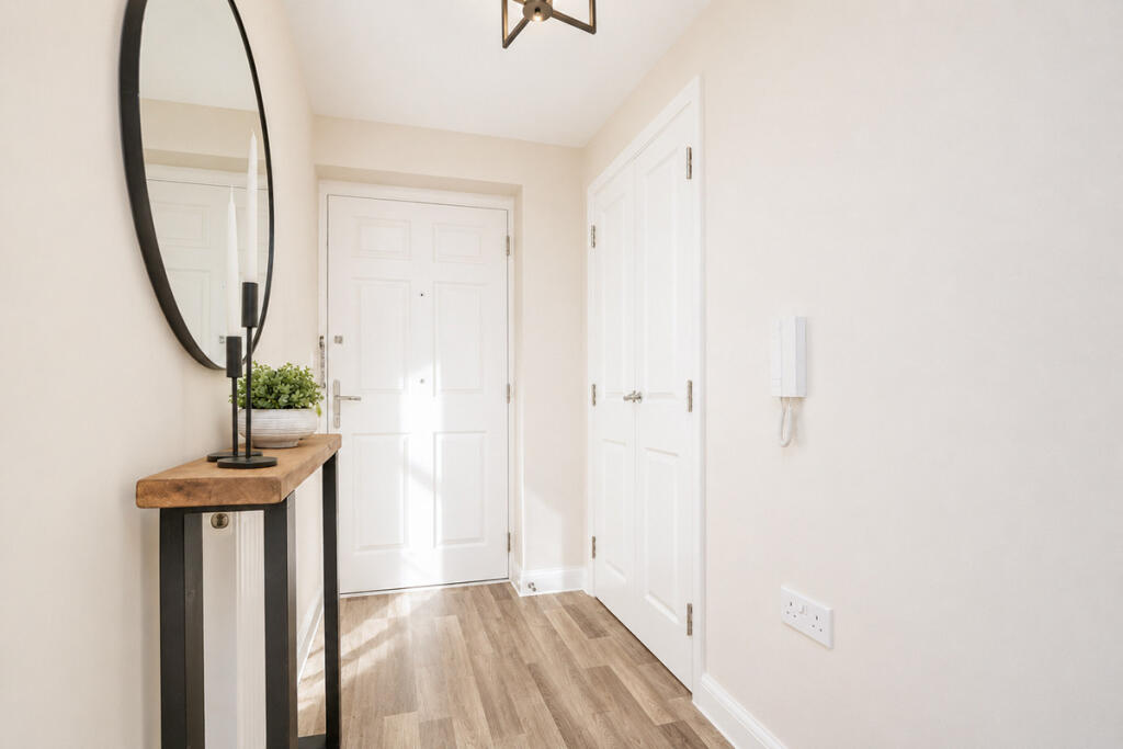 Apartment in Milton Keynes, Bletchley and Fenny Stratford - View 2