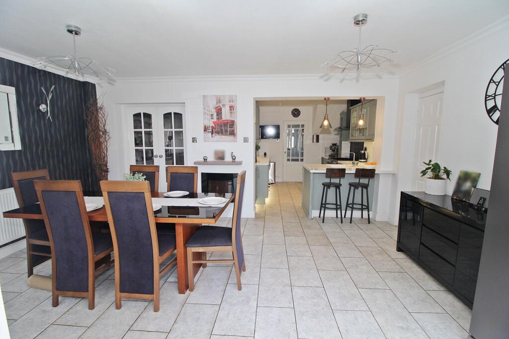 House in Westoning, Central Bedfordshire - View 2