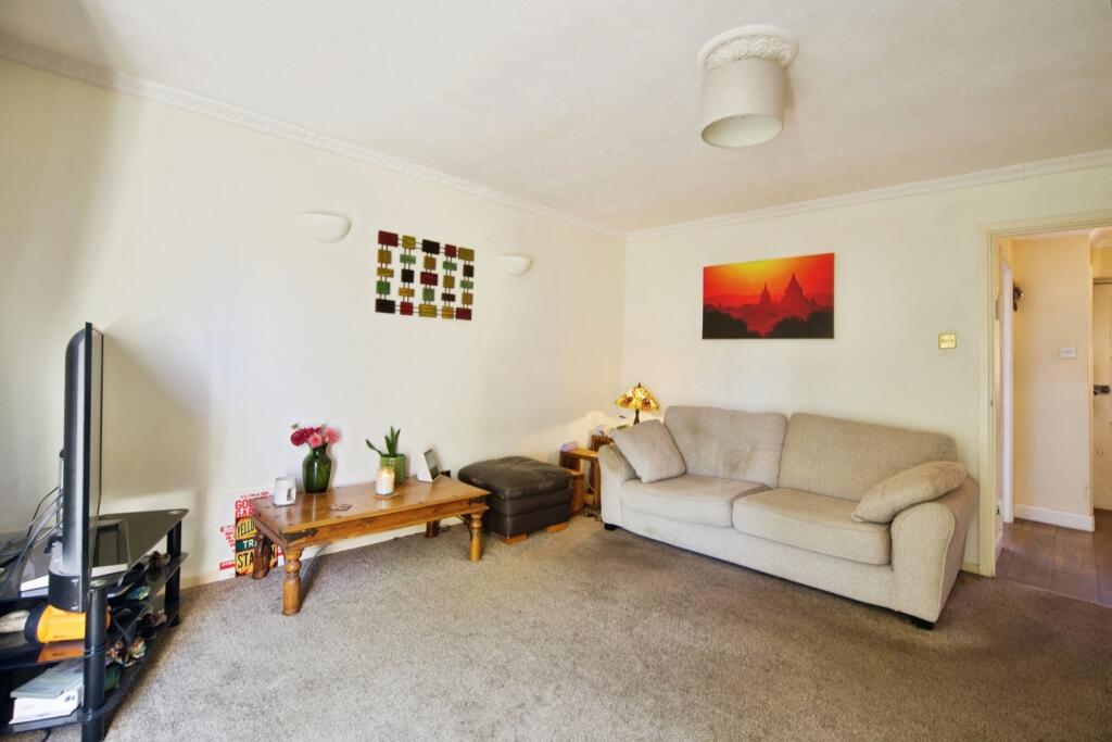House in London - More