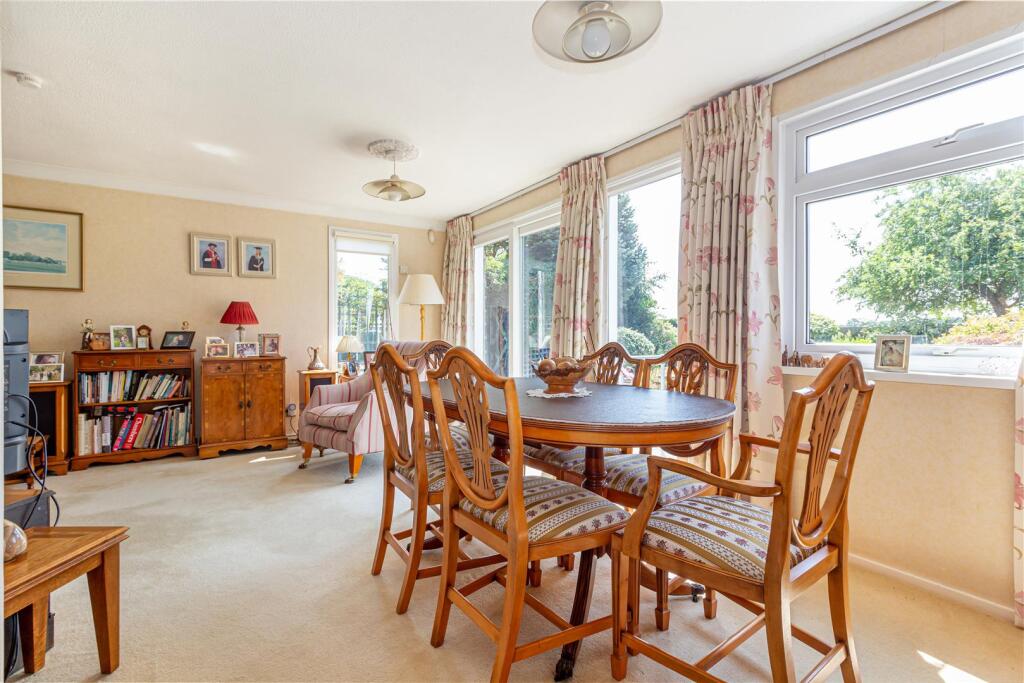 House in Worcester - View 4