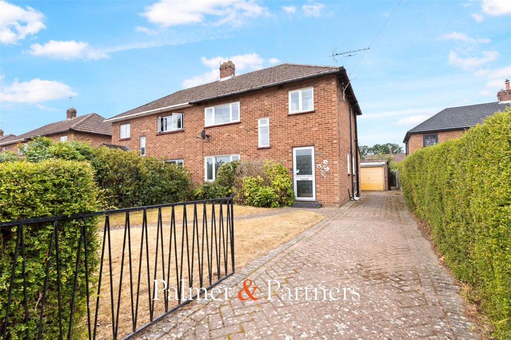 Main image of property: Parr Drive, Colchester, Essex, CO3