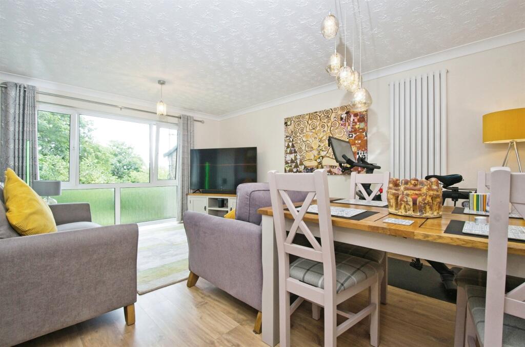 Main image of property: Heol Isaf, Radyr, Cardiff