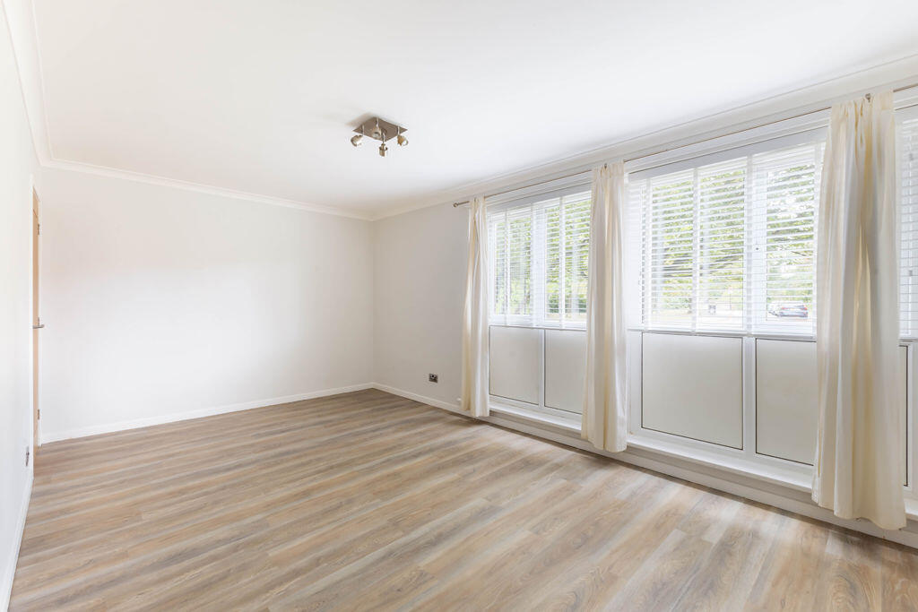 3, Akeld Court, South Gosforth, Newcastle Upon Tyne photo 2