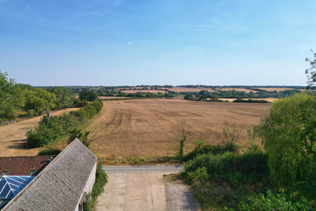 House in Babergh, Monks Eleigh - View 2