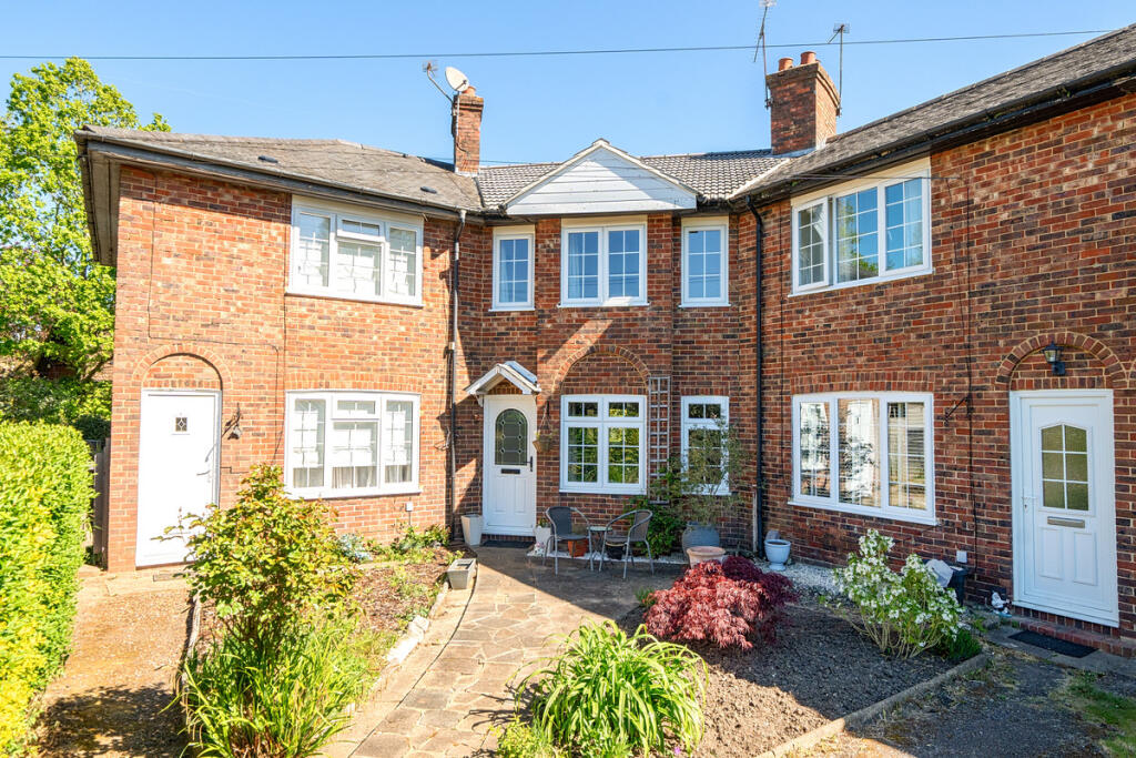 Main image of property: The Hoppety, Tadworth, KT20
