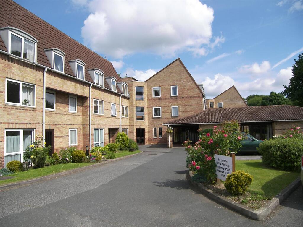 Main image of property: Homewillow Close, London