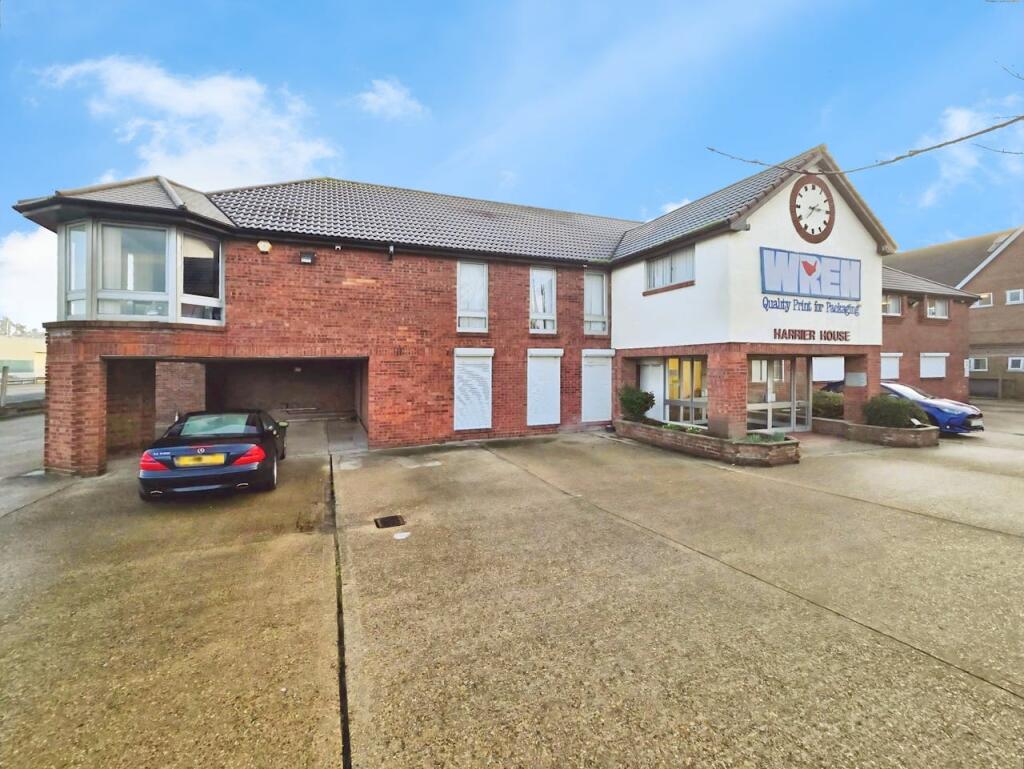 Main image of property: Harrier House, Aviation Way, Southend-on-Sea, SS2 6UN