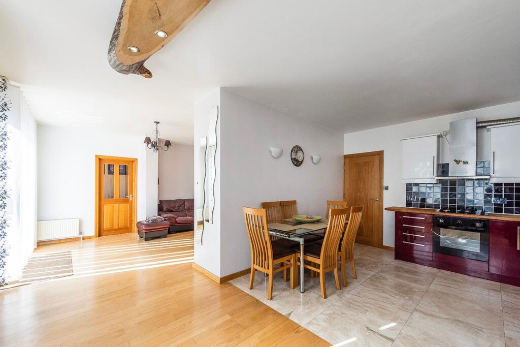 House in Dartford - View 5