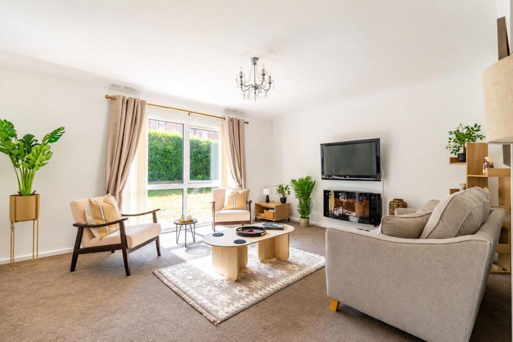Apartment in York - View 2