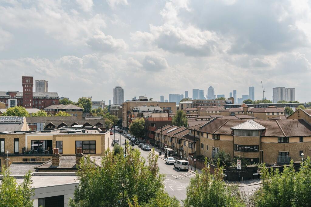 Apartment in London - View 3