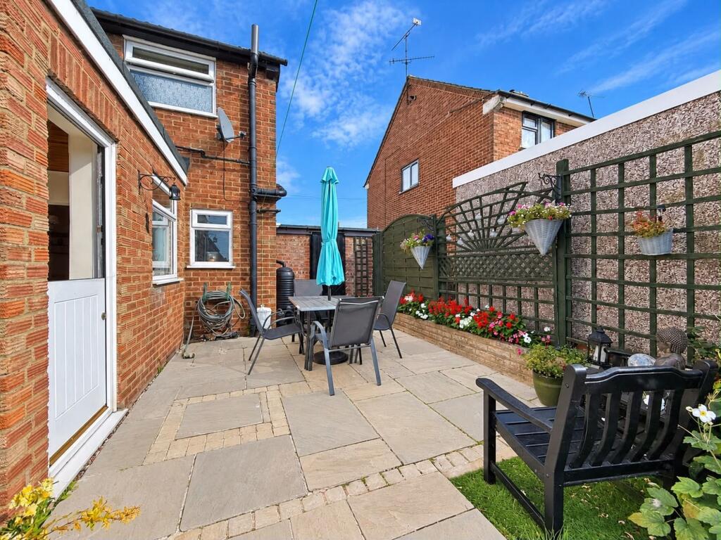 Grampian Way, Luton, LU3 photo 4