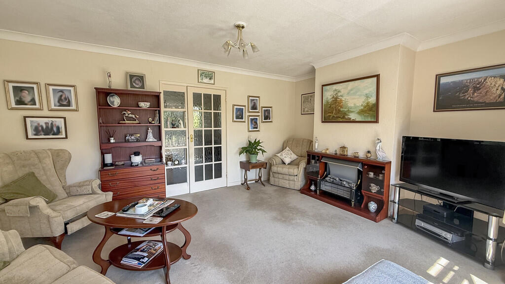 House in Warminster, Henfords Marsh - View 4
