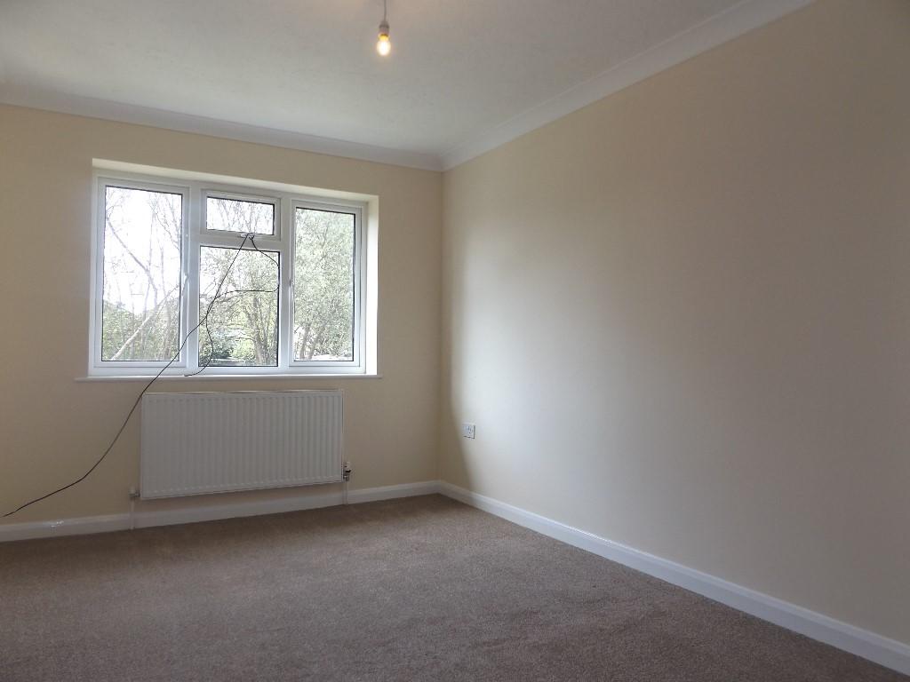 Apartment in Guildford - View 4