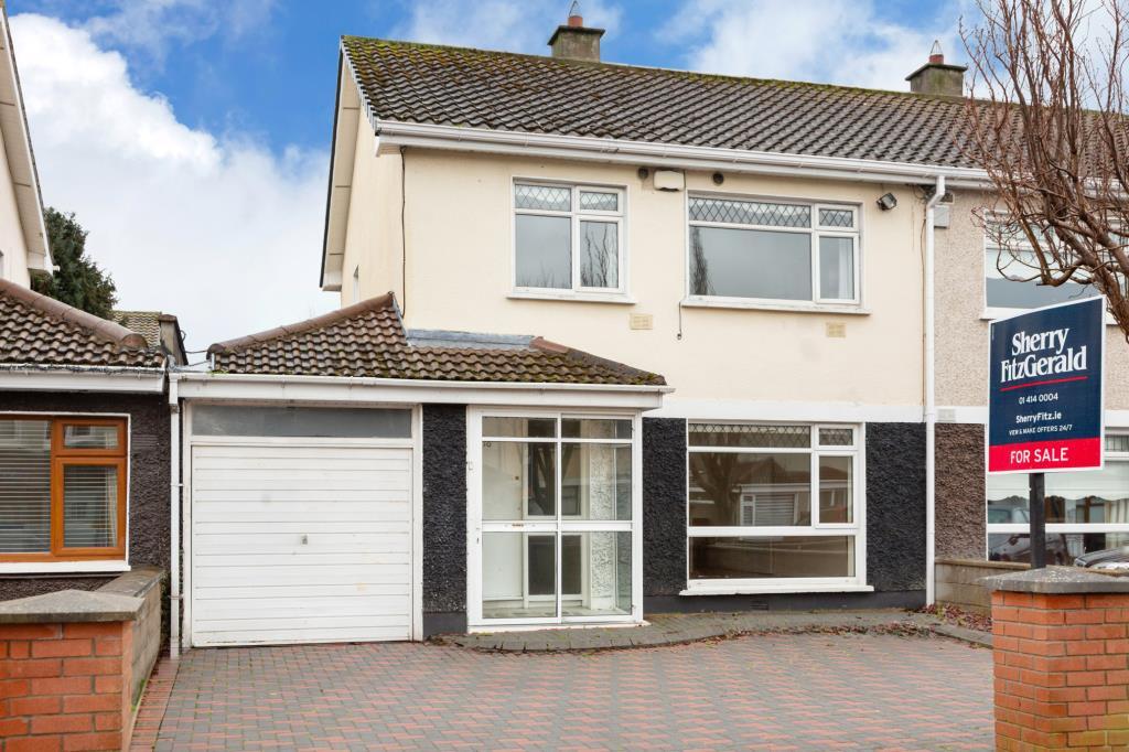Main image of property: 18 Tymon Lawn, Old Bawn, Dublin 24, D24 RT6V