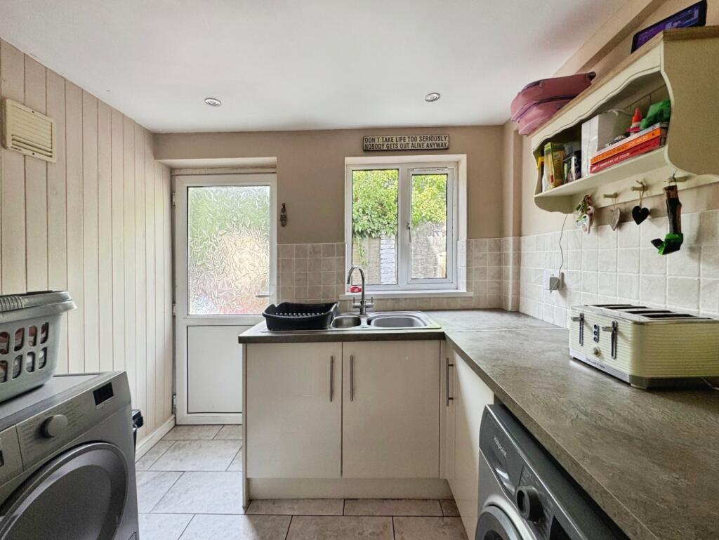 House in Gorseinon - More