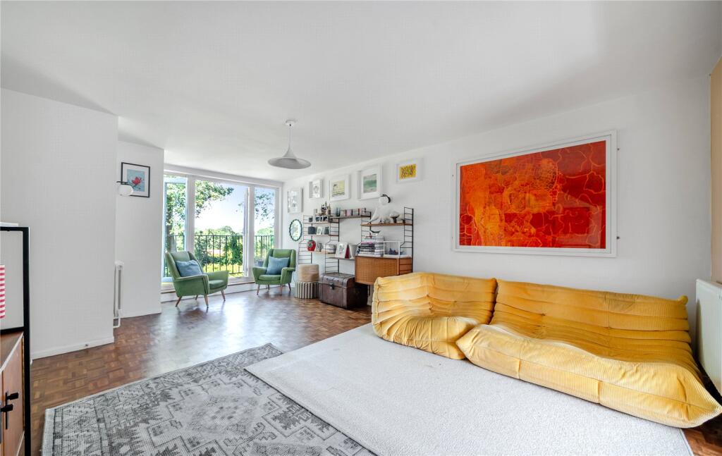 House in Bromley - View 5