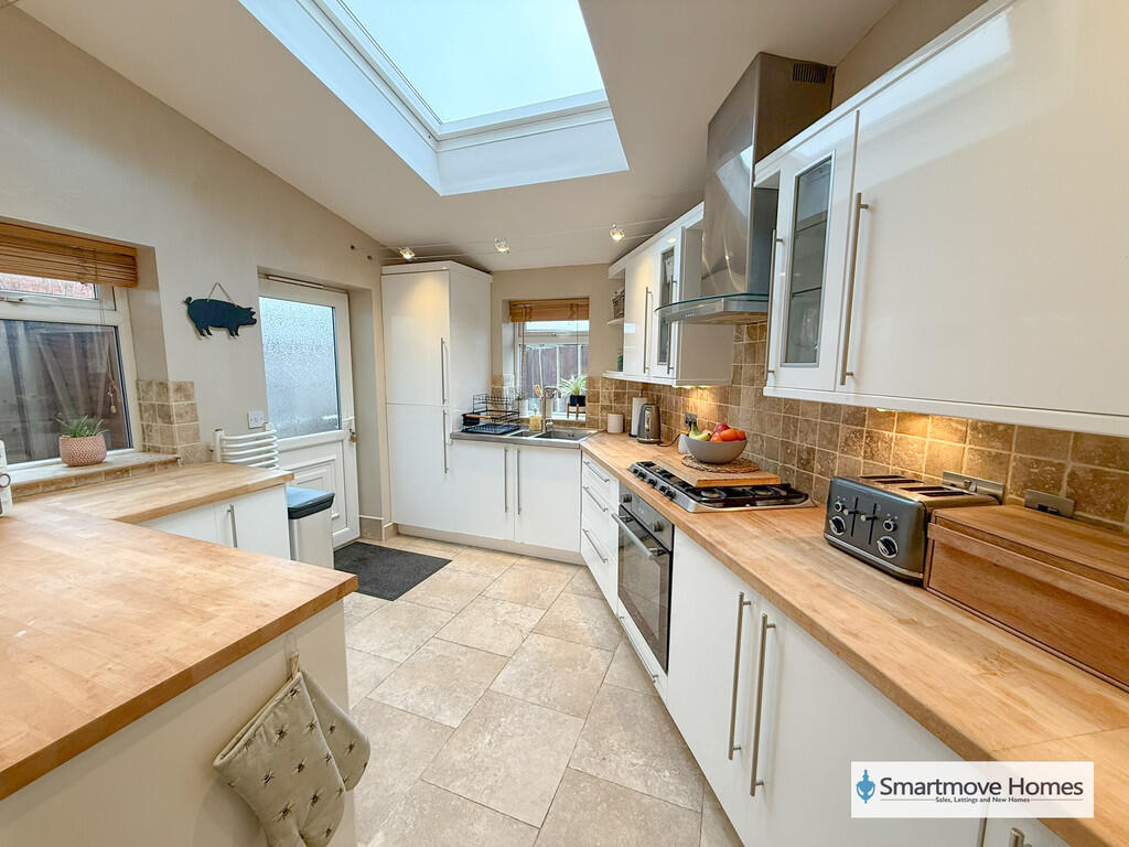 Peasehill Road, Ripley photo 3