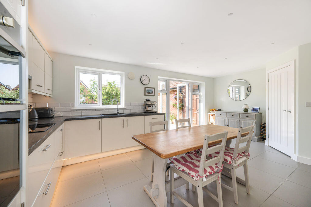House in Havant, Hampshire Farm - View 5