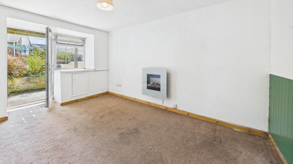 Apartment in Truro - View 2