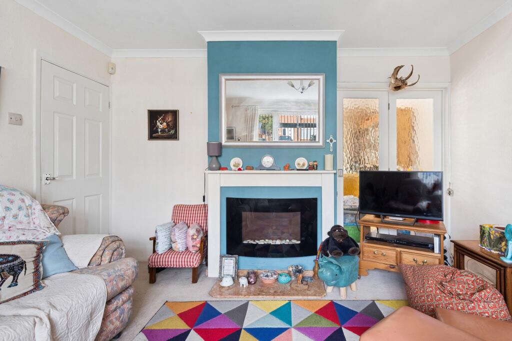 House in Tylers Green, Totteridge - View 5