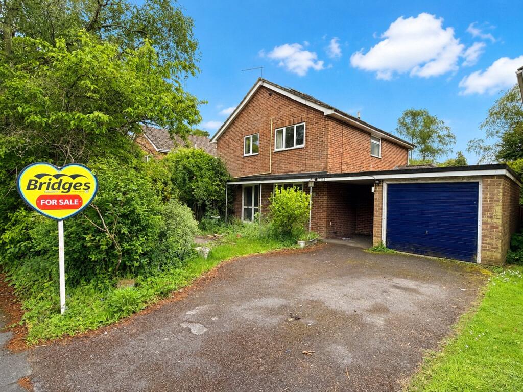 Main image of property: Dinorben Close, Fleet, Hampshire, GU52
