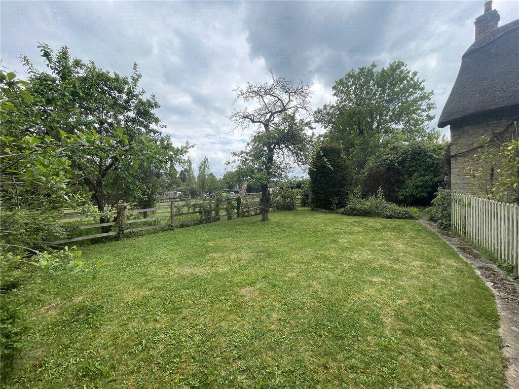 Stoney Cottage, Park Lane, Sharnbrook photo 3