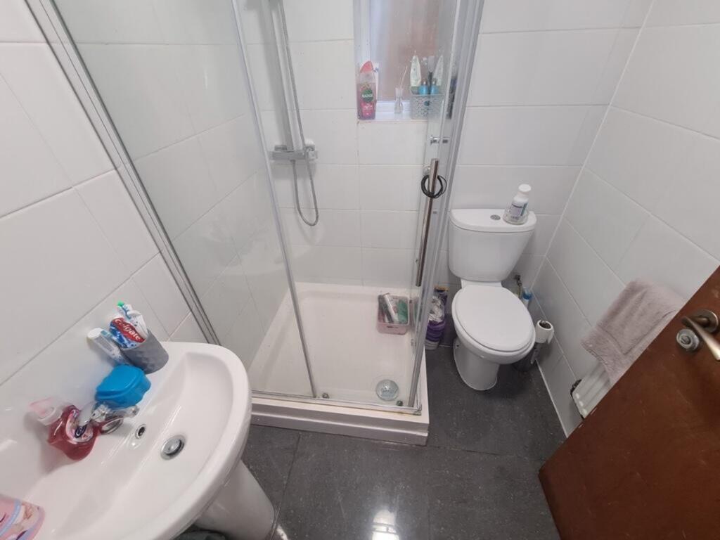 1 bedroom end of terrace house for rent