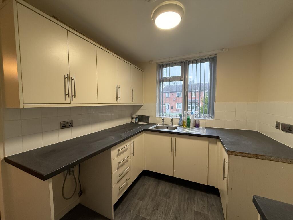 Apartment in Wolverhampton - View 4