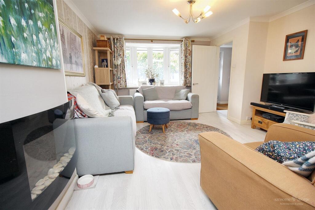 Overdown Road, Tilehurst, Reading – pohled 5