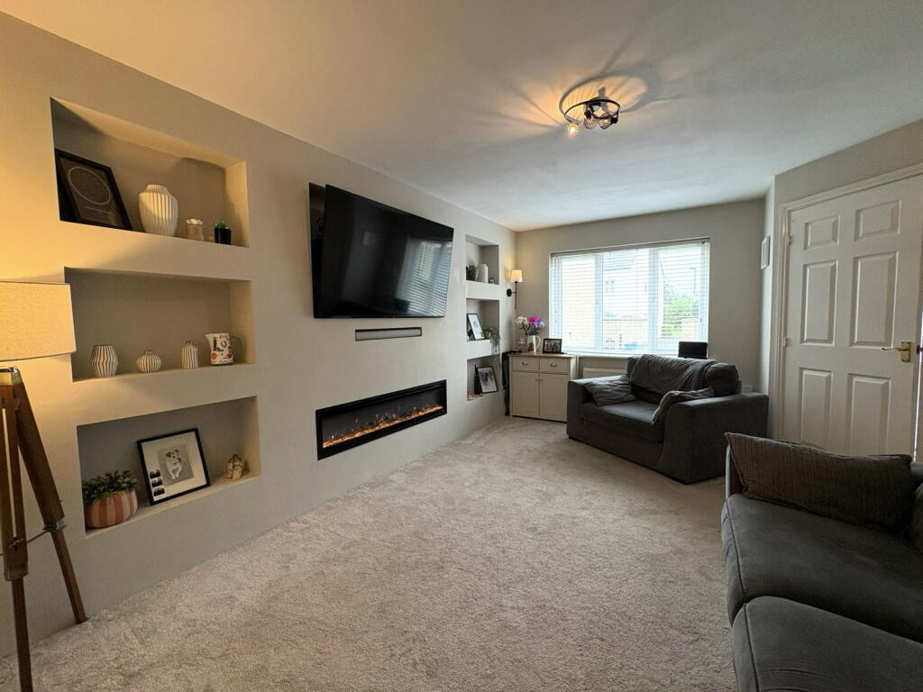 House in Plymouth - View 4