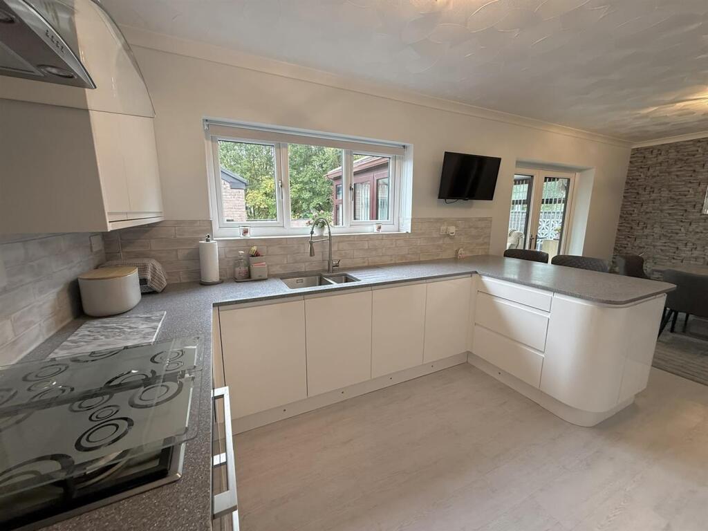 House in Cardiff - View 4
