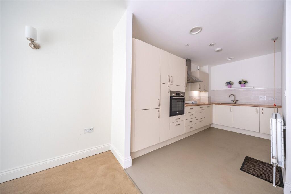 The Orpines, Wateringbury, Maidstone, ME18 - View 3