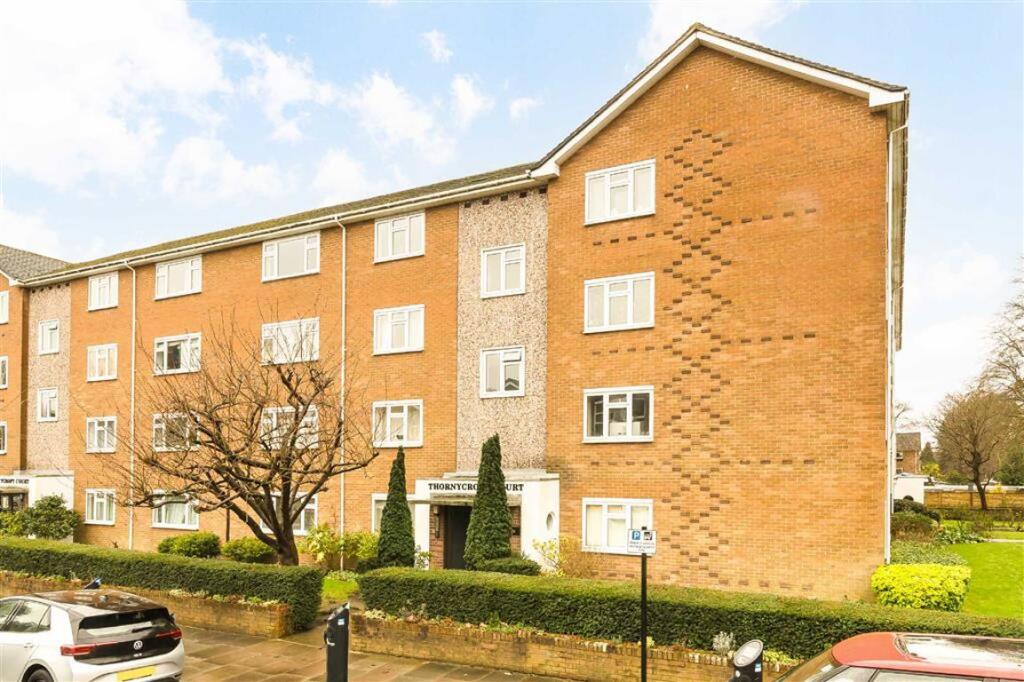 Main image of property: Kew Road, Kew Gardens