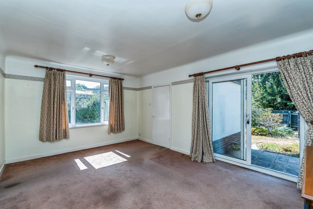 House in Southampton - View 2